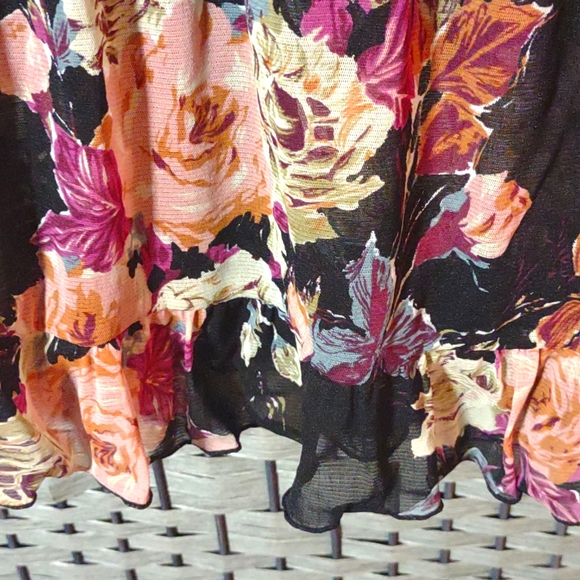 I.N.C. International Concepts Nylon Floral Blouse Empire Waist - Picture 7 of 11